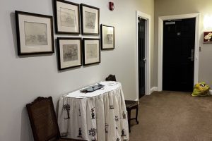 ‘Tis the Season for Hallway Painting: How to Prep