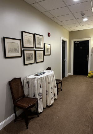 ‘Tis the Season for Hallway Painting: How to Prep
